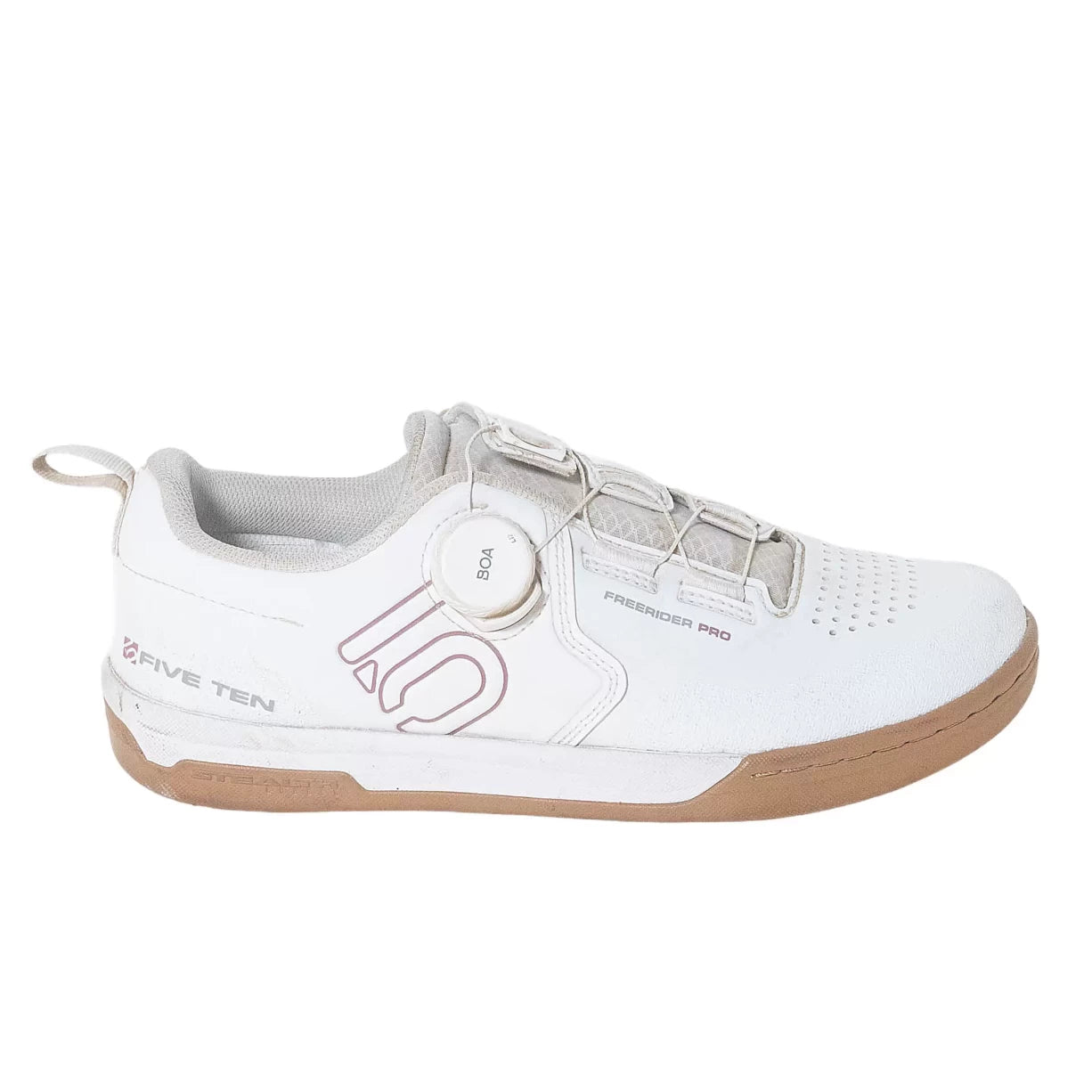 9White