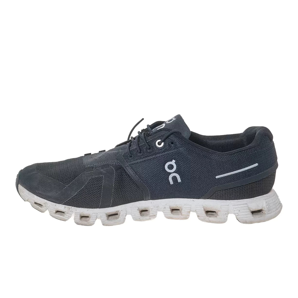 10.5Black/White