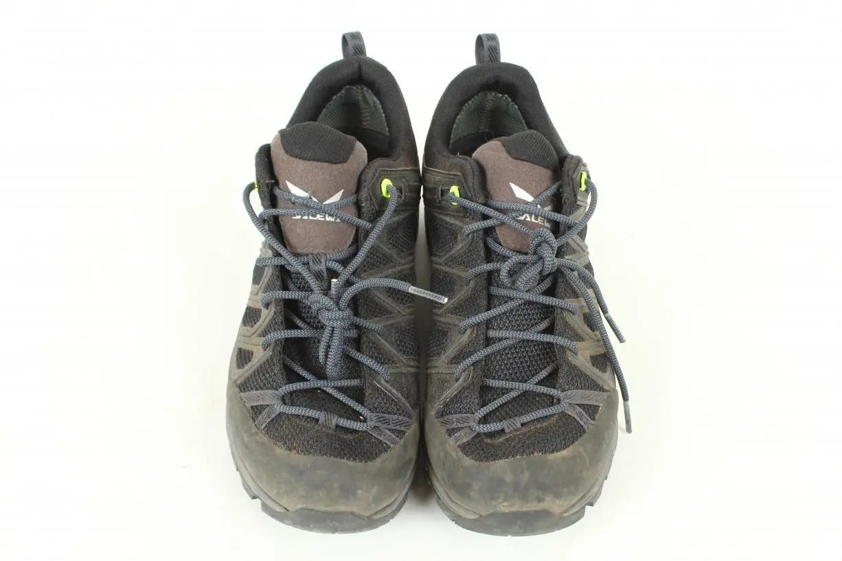 9.5Black/Black