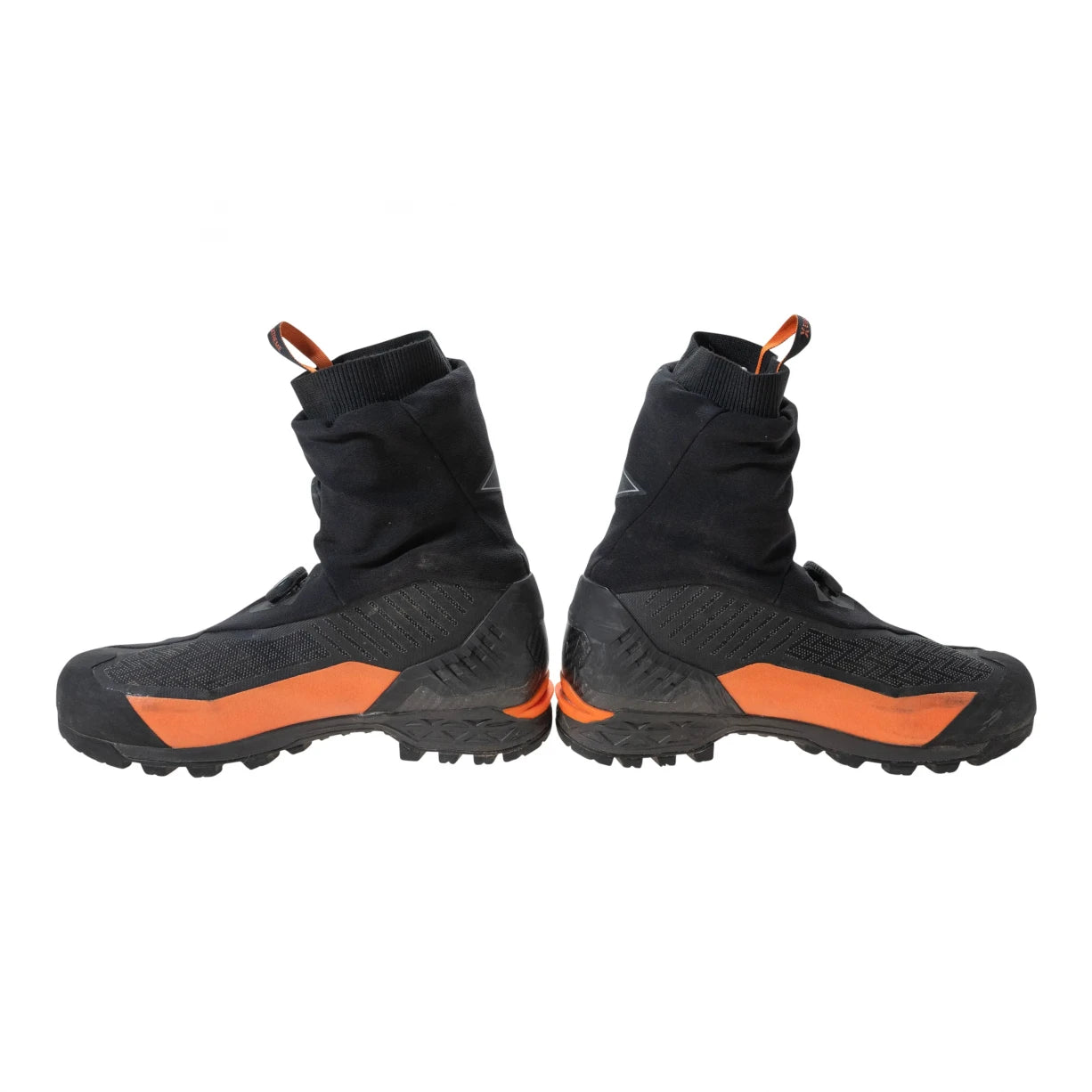 44.0Black/Orange
