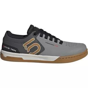 11.5Grey Three/Bronze Strata/Core Black