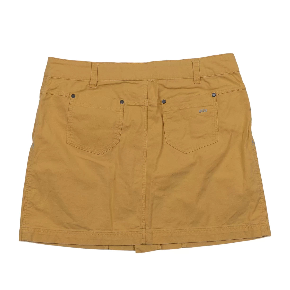 8Yellow