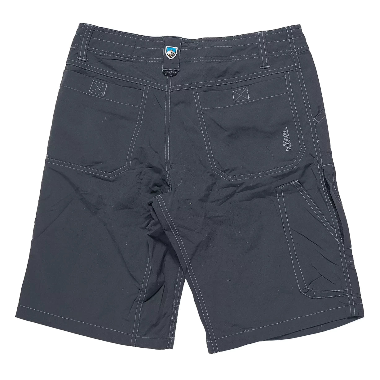 32Black