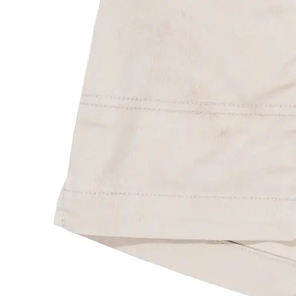 8Beige
