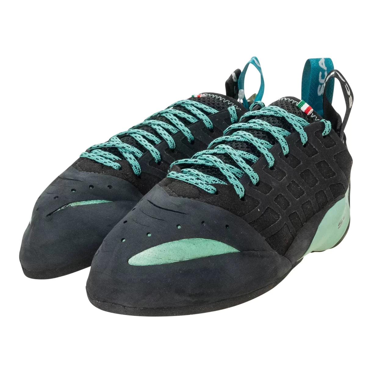 8Black/Teal