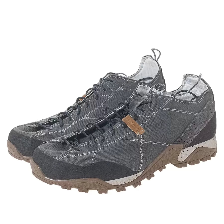 8.5Anthracite