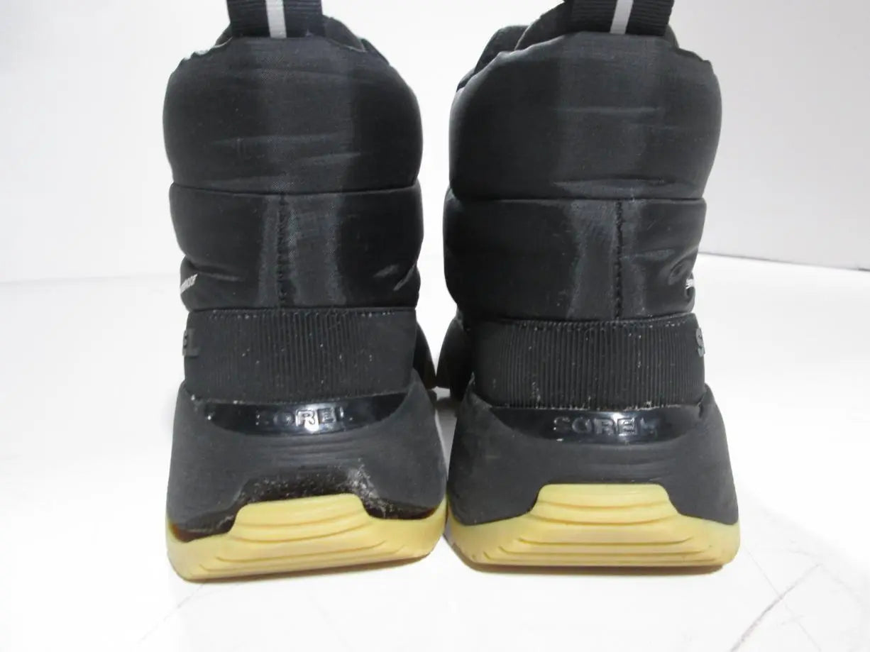 8Black/Sea Salt