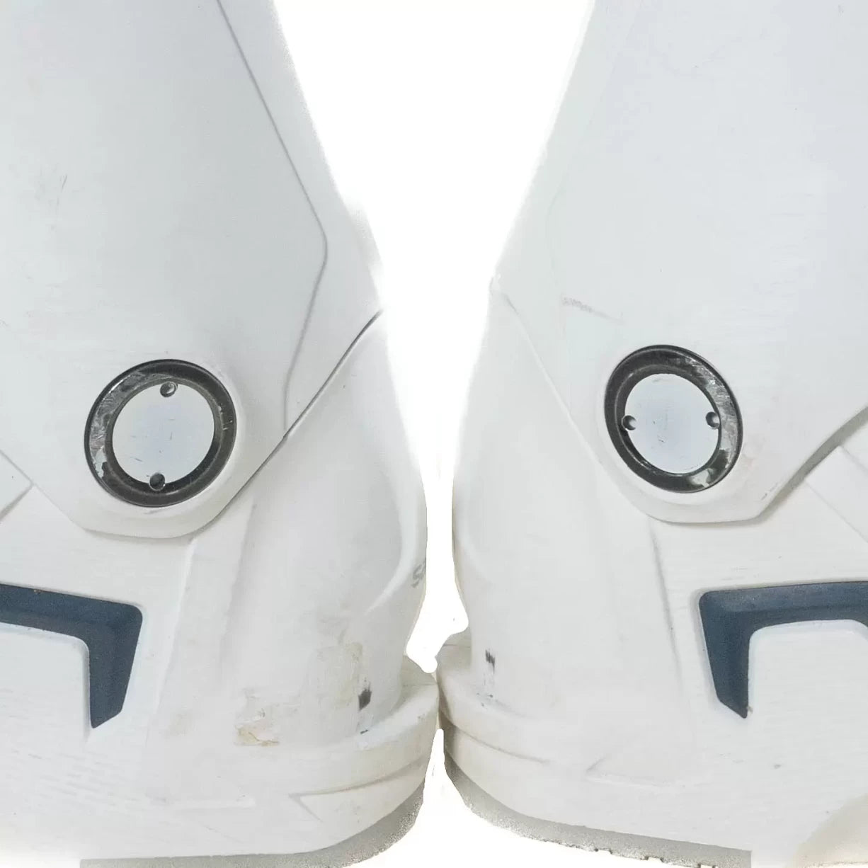 23.5White