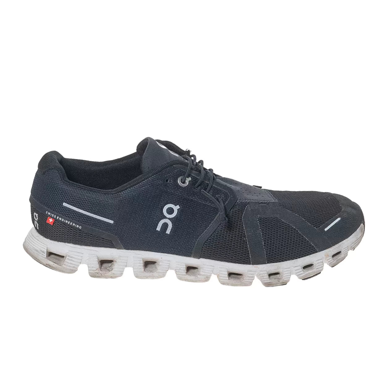 10.5Black/White