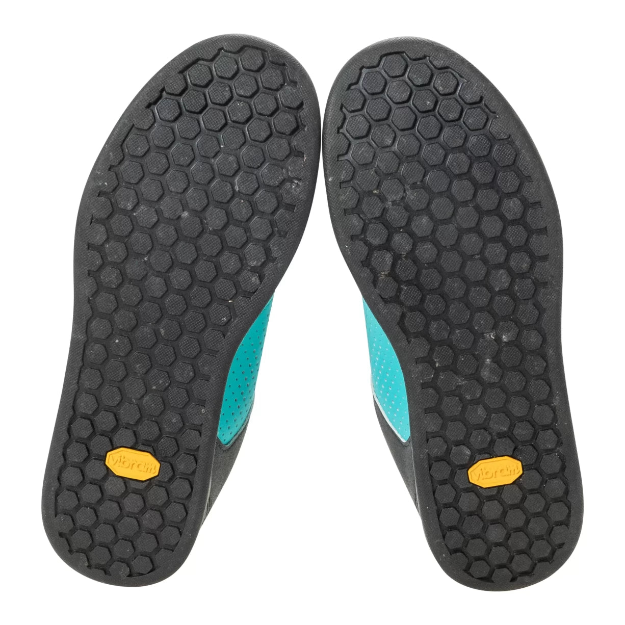 40Black/Teal