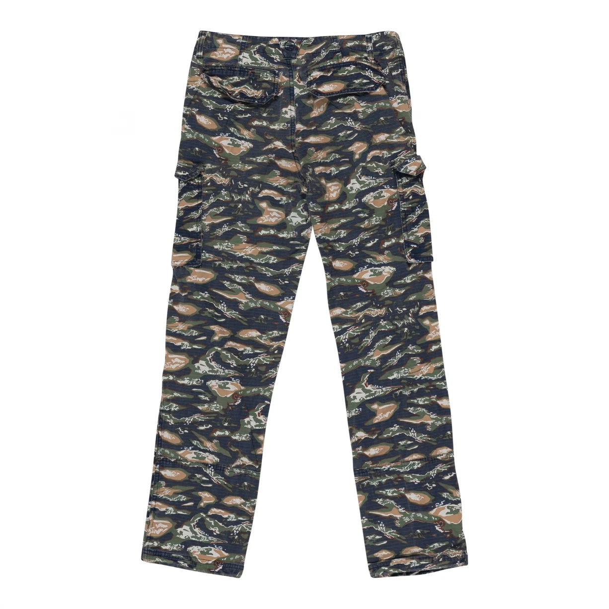 30" x 32"Camo