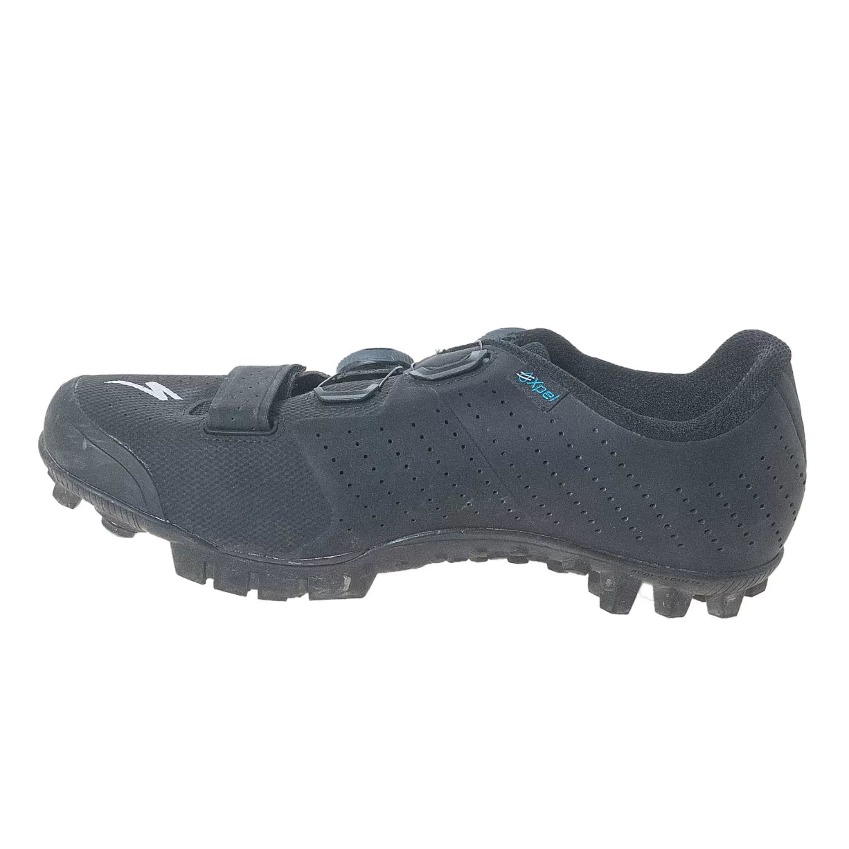 39.0Black
