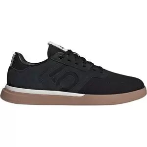 7.5Core Black/Core Black/Gum 2