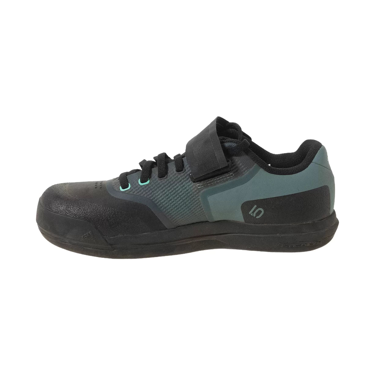 6Black Blue