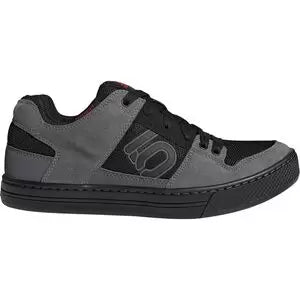 11Grey Five/Core Black/Grey Four