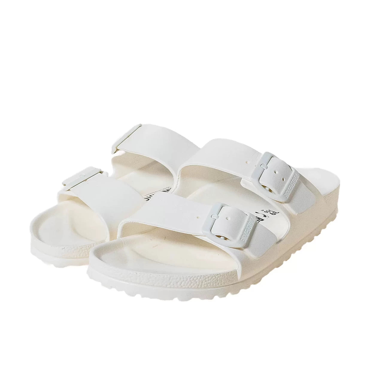 39.0White