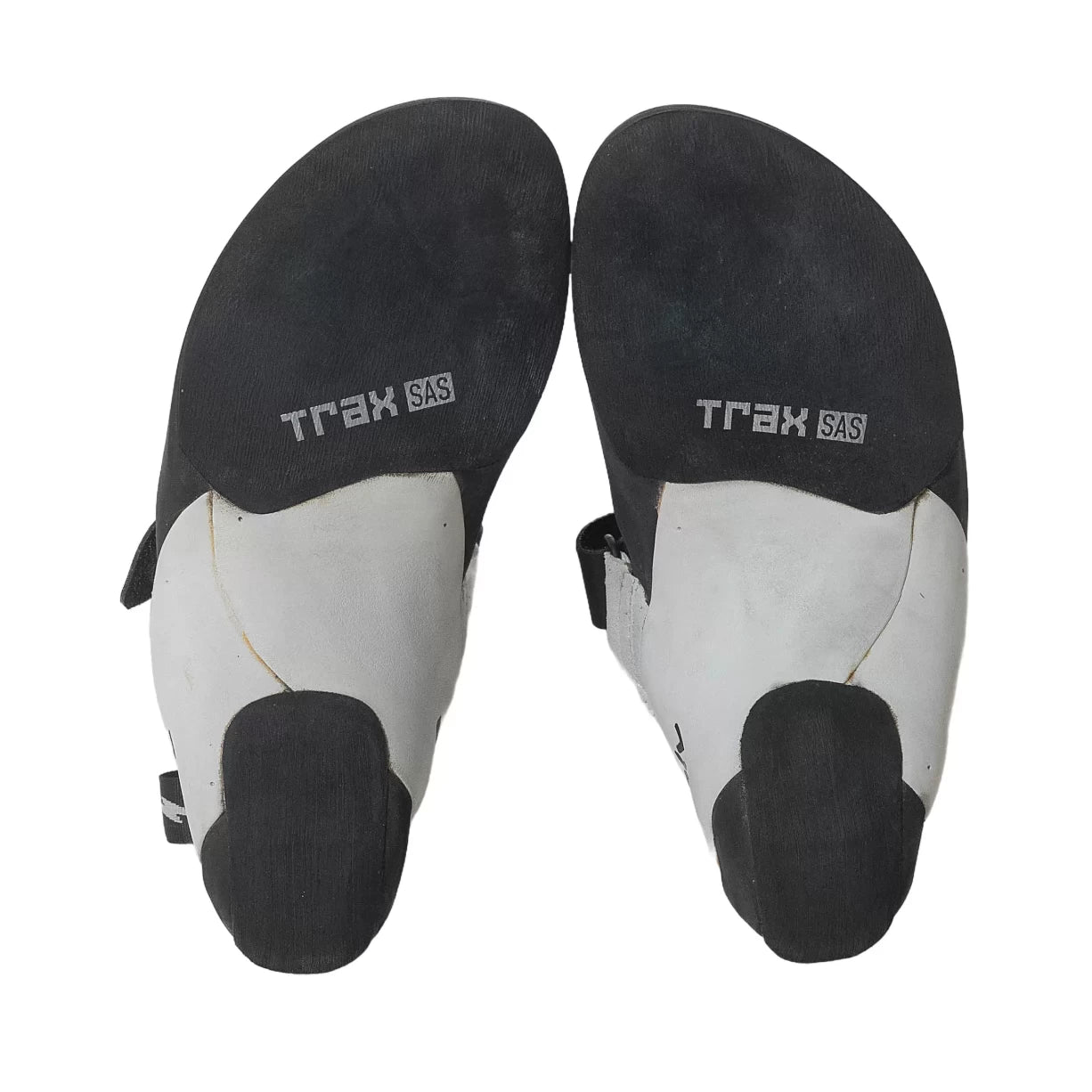 38White/Black