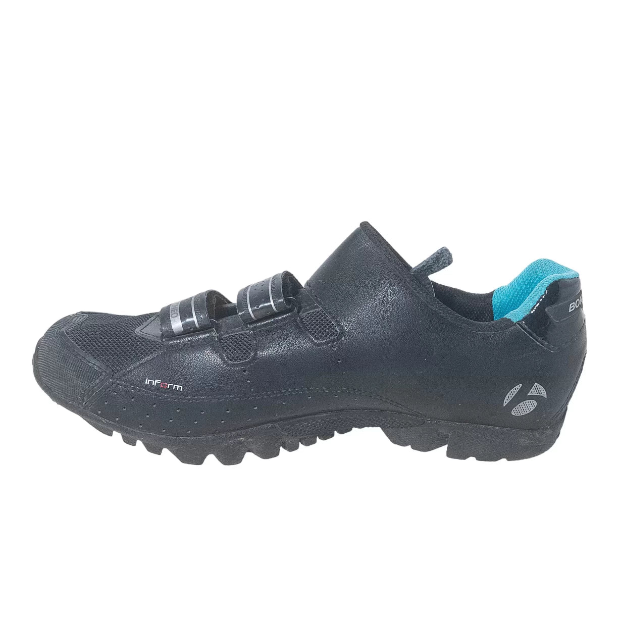 41.0Black/Blue