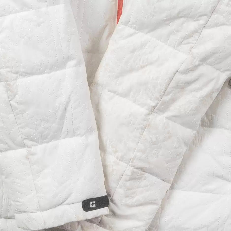 12White