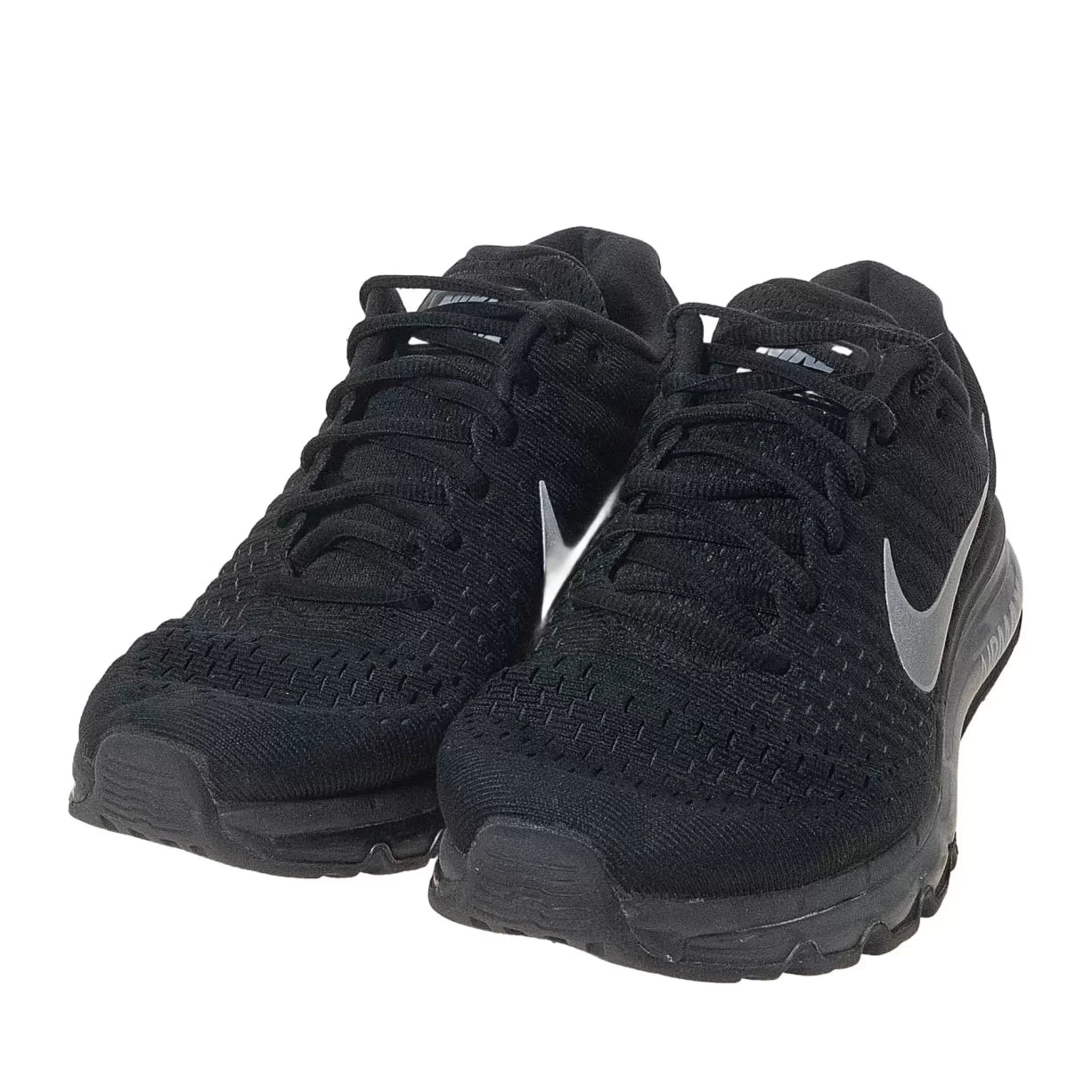 9.5Black/White
