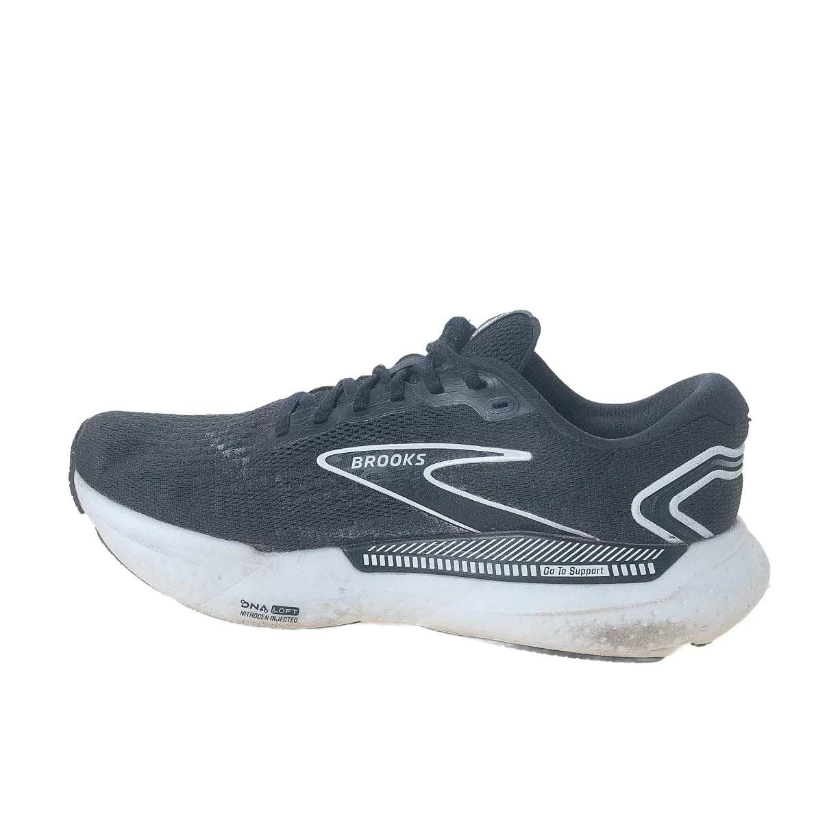 9Black/White
