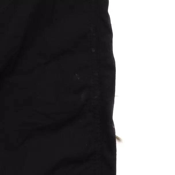16Black