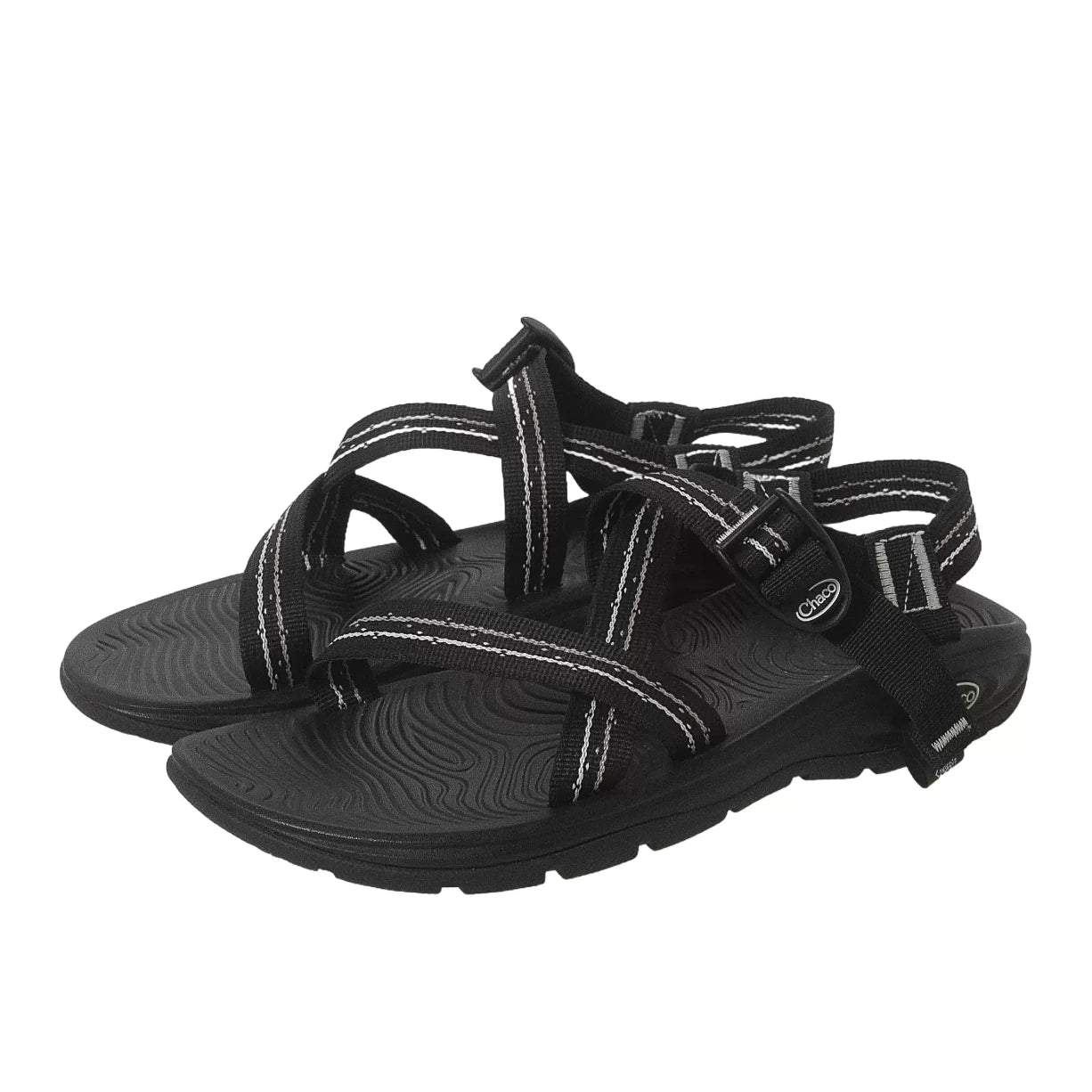 8Black/White