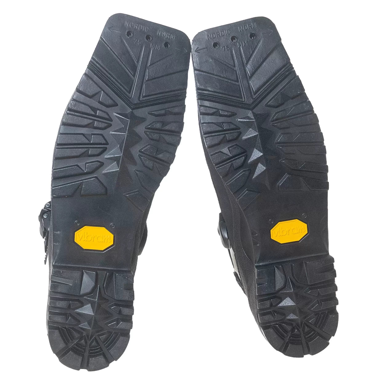 8.5Black