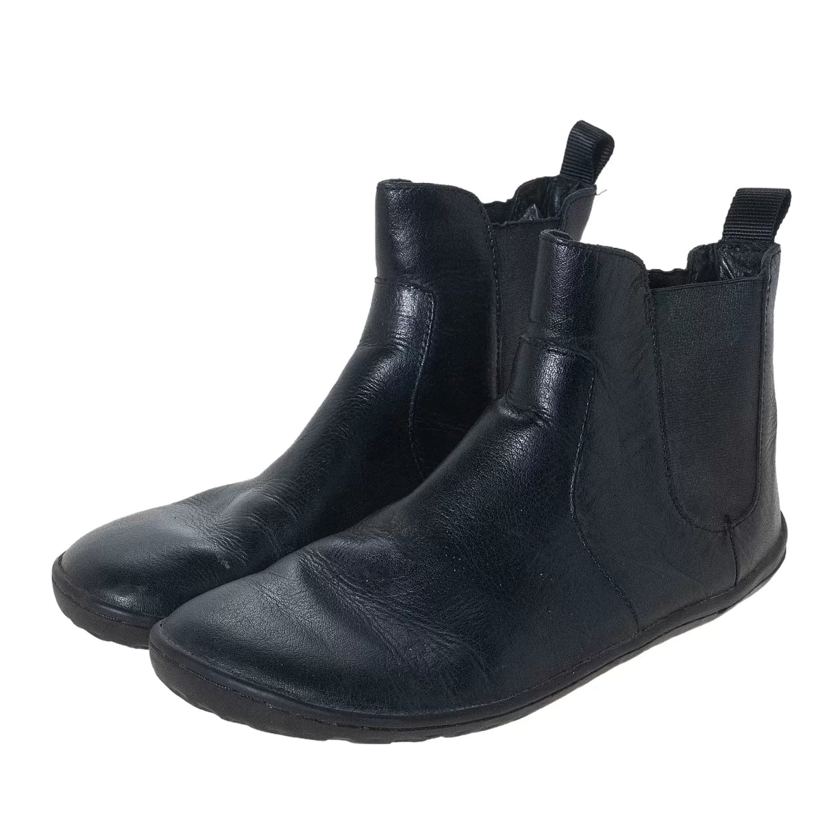39.0Black