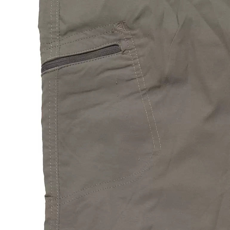 8Olive