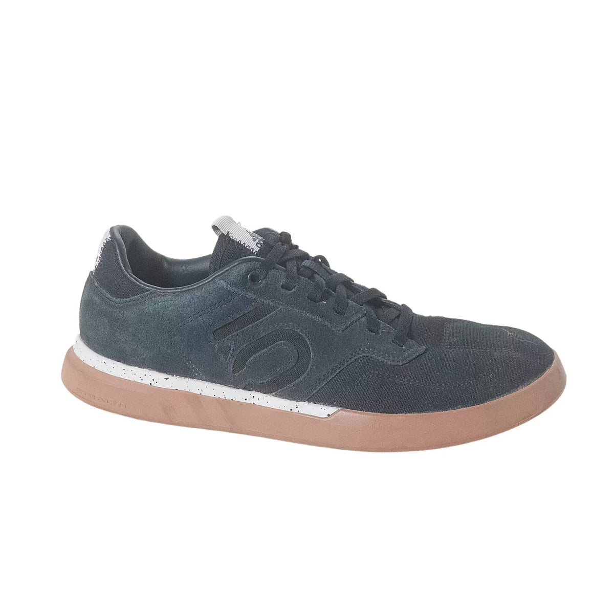 8Black