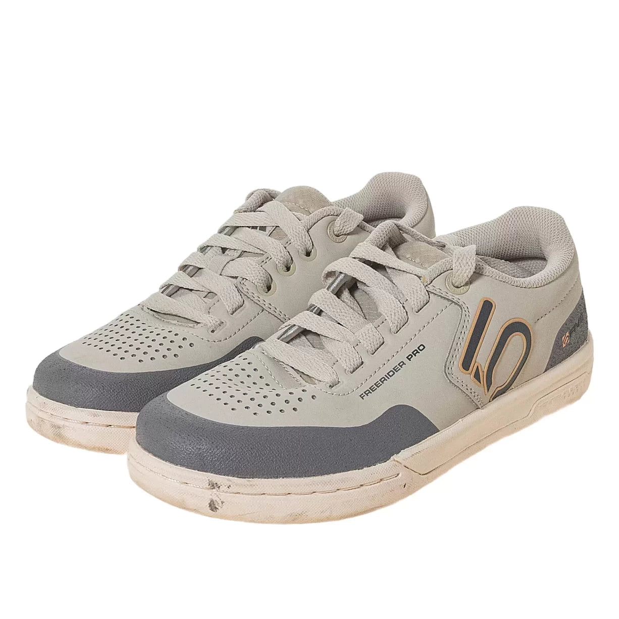 6Light Grey