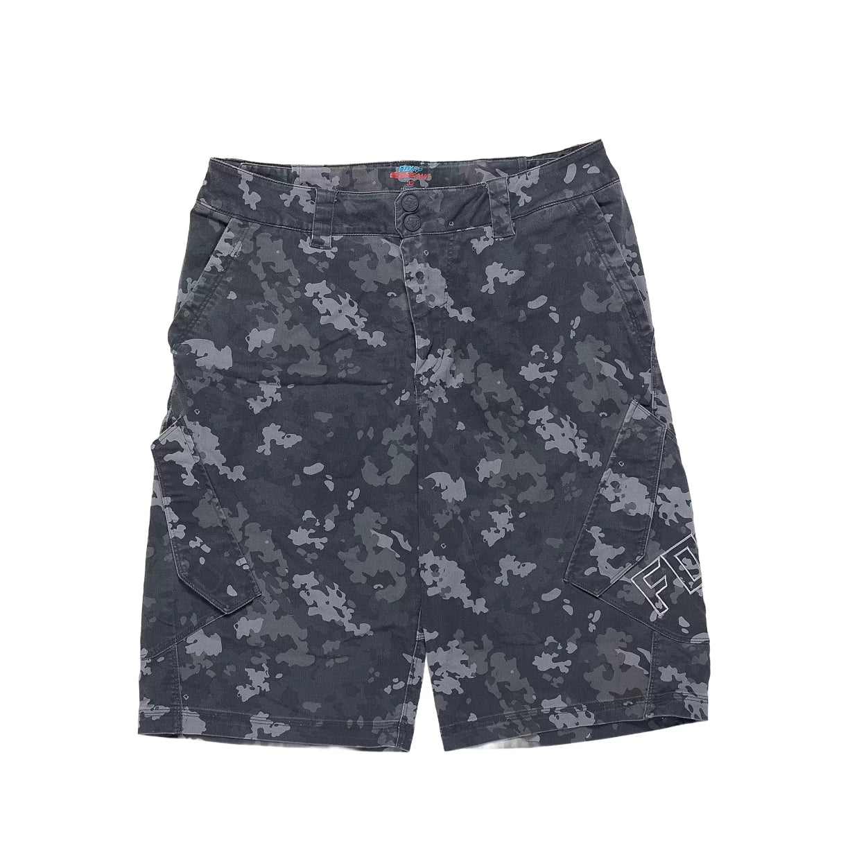 32Gray Camo
