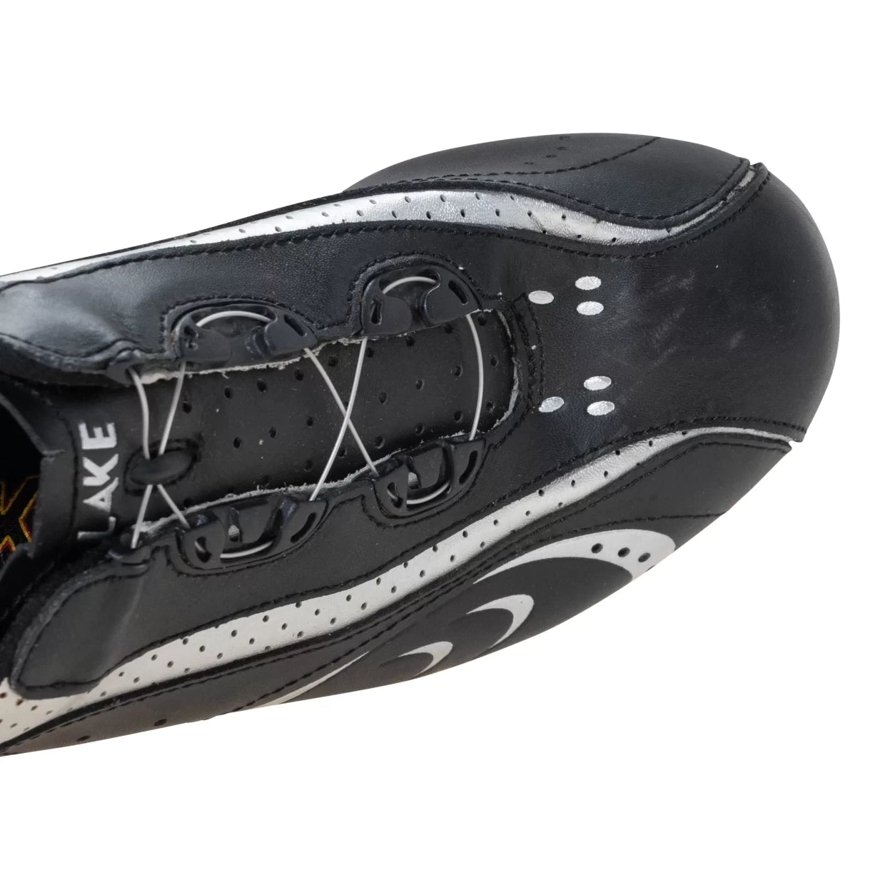 39.0Black/Silver