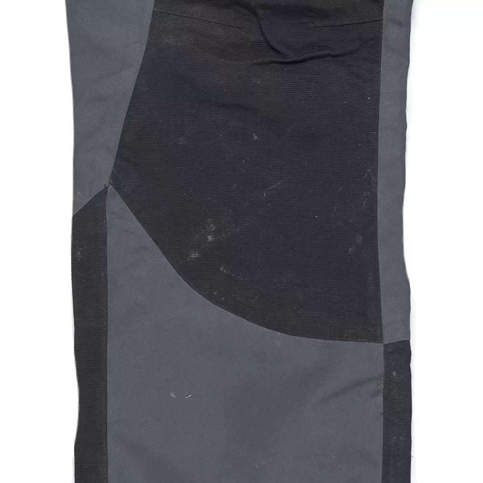 30" x 32"Gray/Black