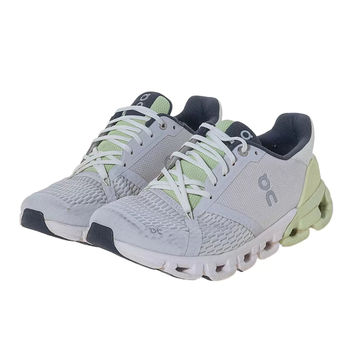 8White/Green