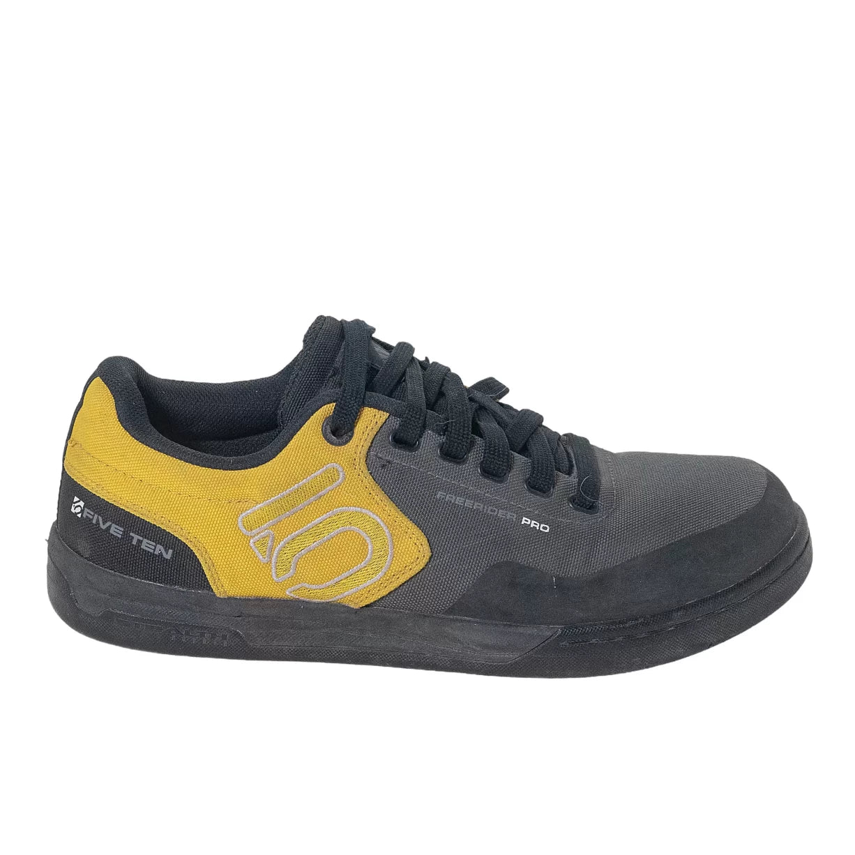 9Black/Yellow