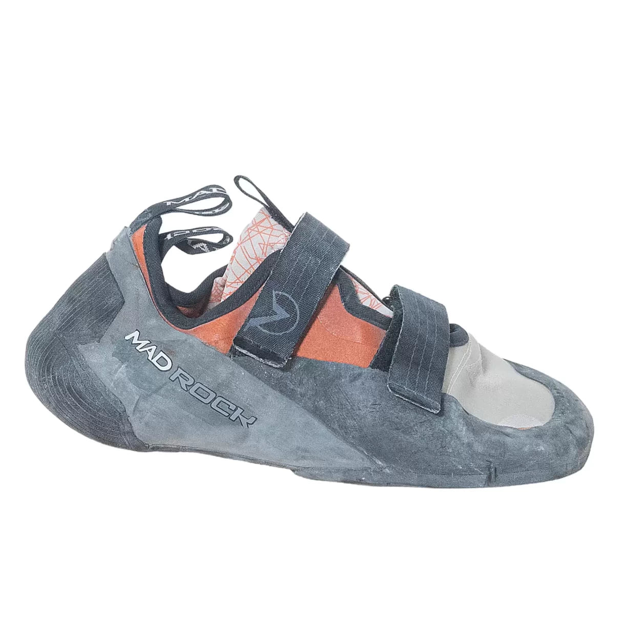 44.0Black/Grey