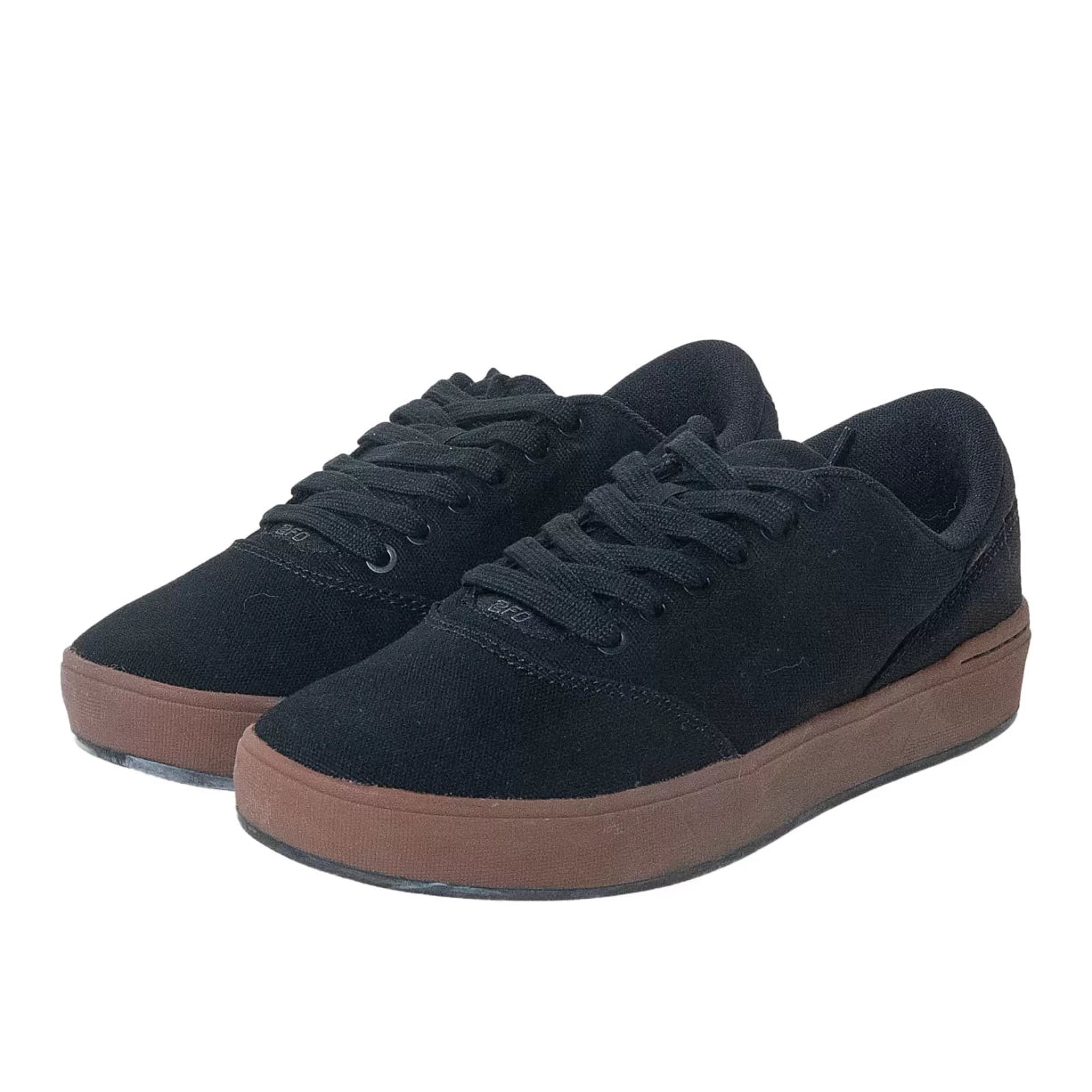 40Black/Brown