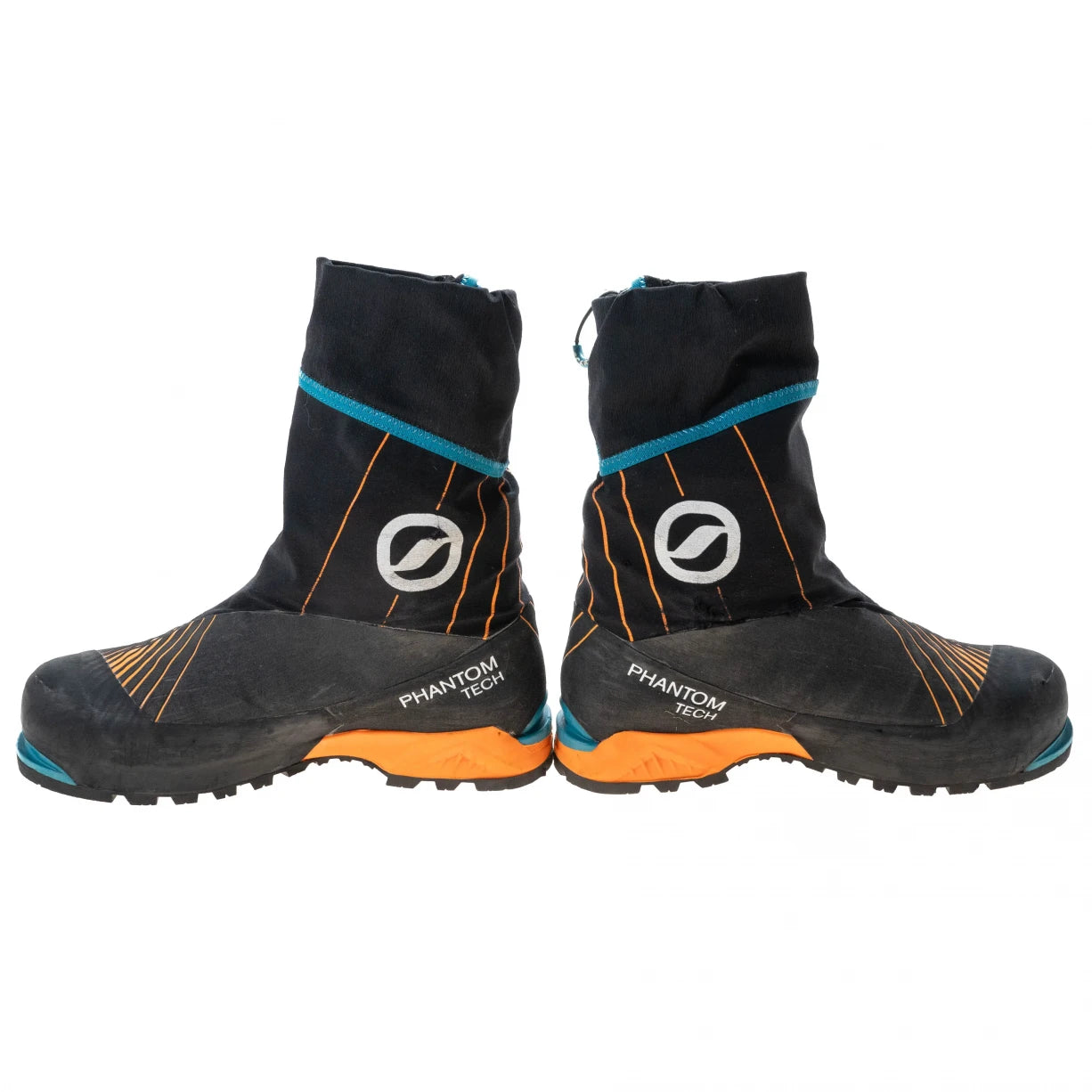 44.0Black/Bright Orange