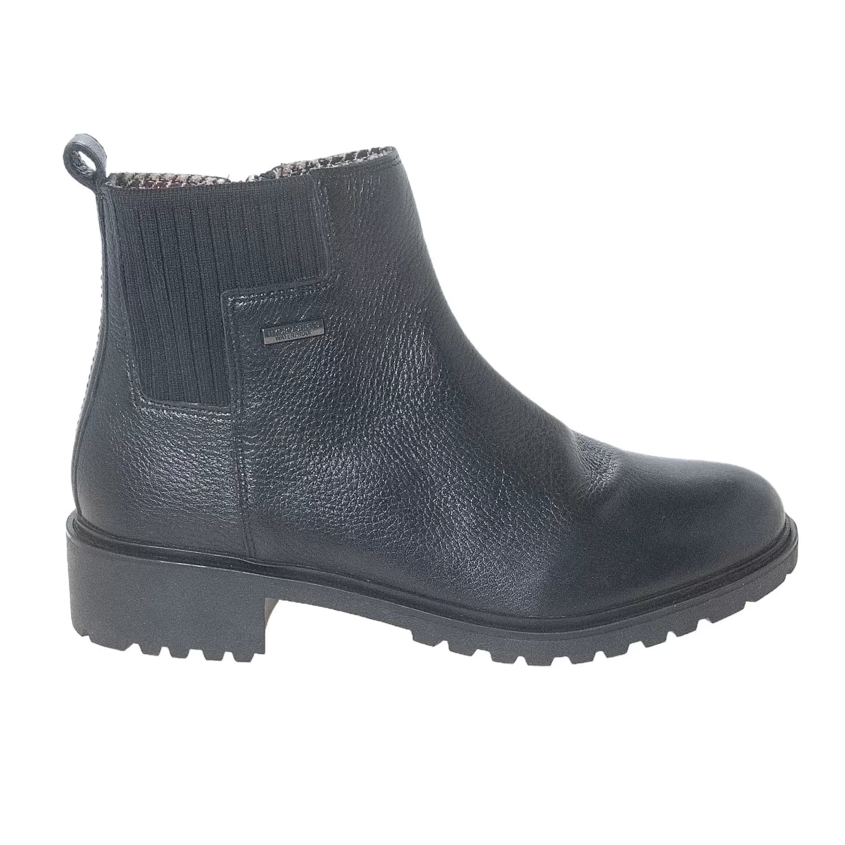 8.5Black