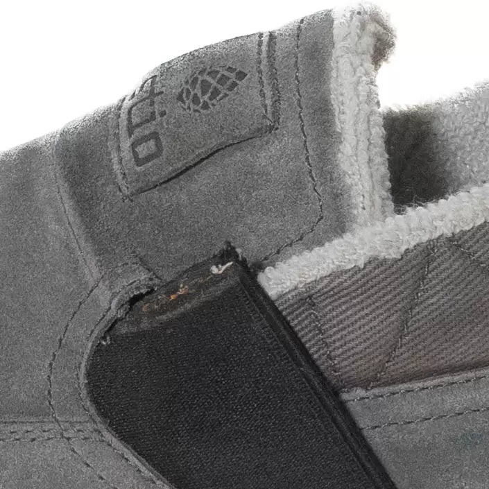8Grey