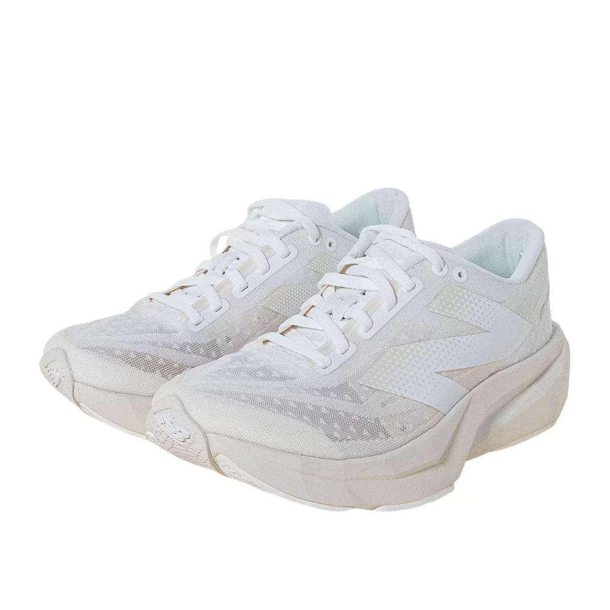 7Tan/White