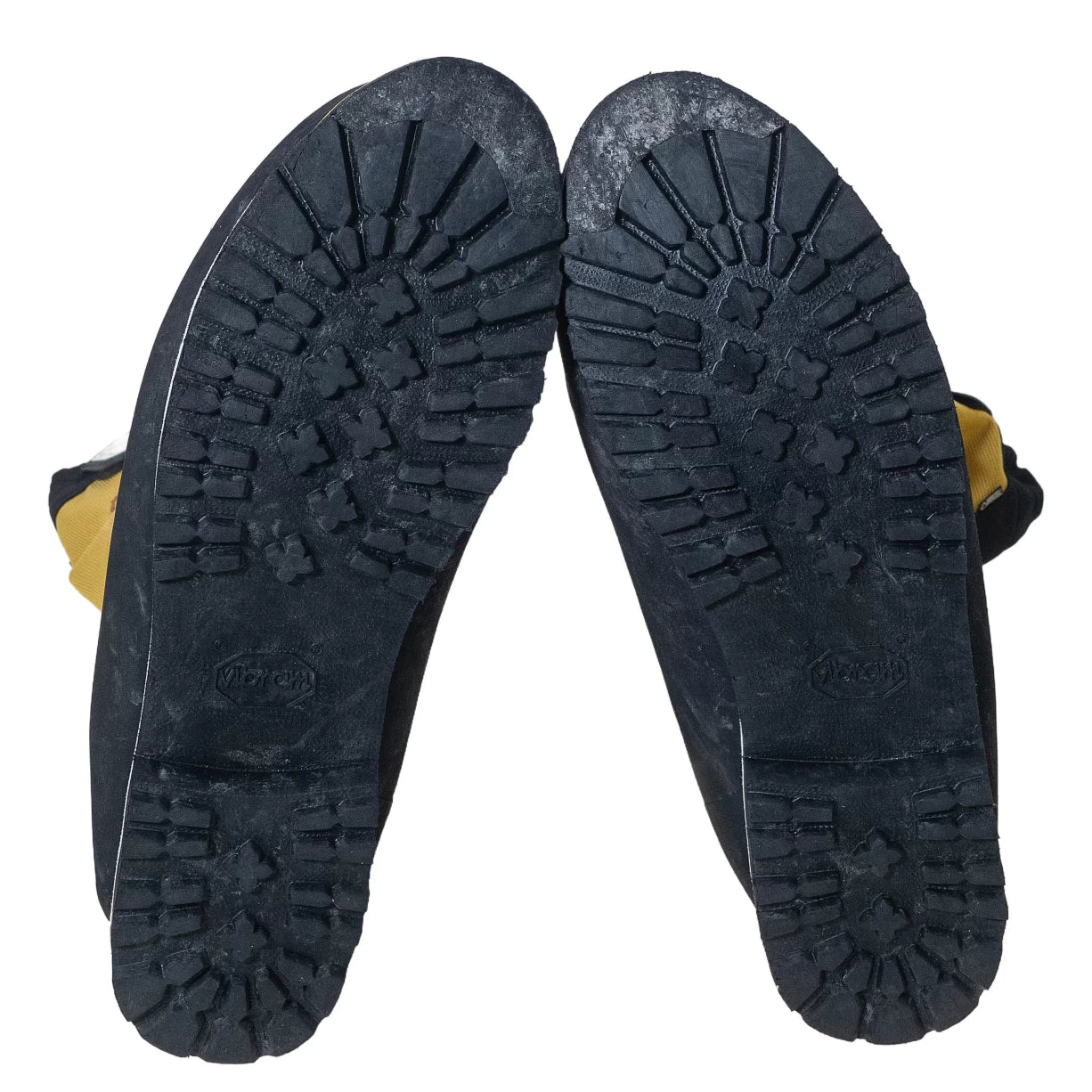 13.5Black / Yellow