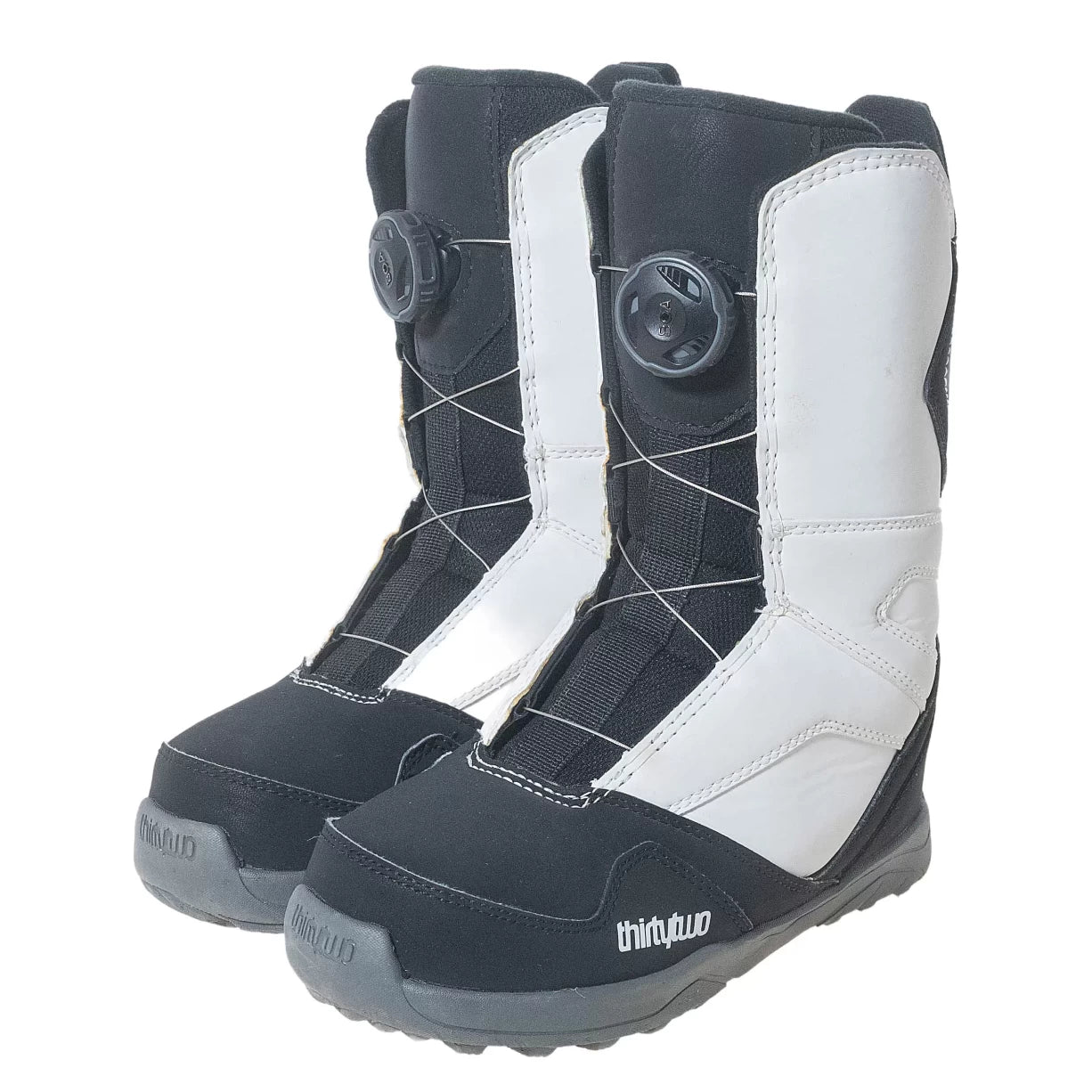 3Black/White