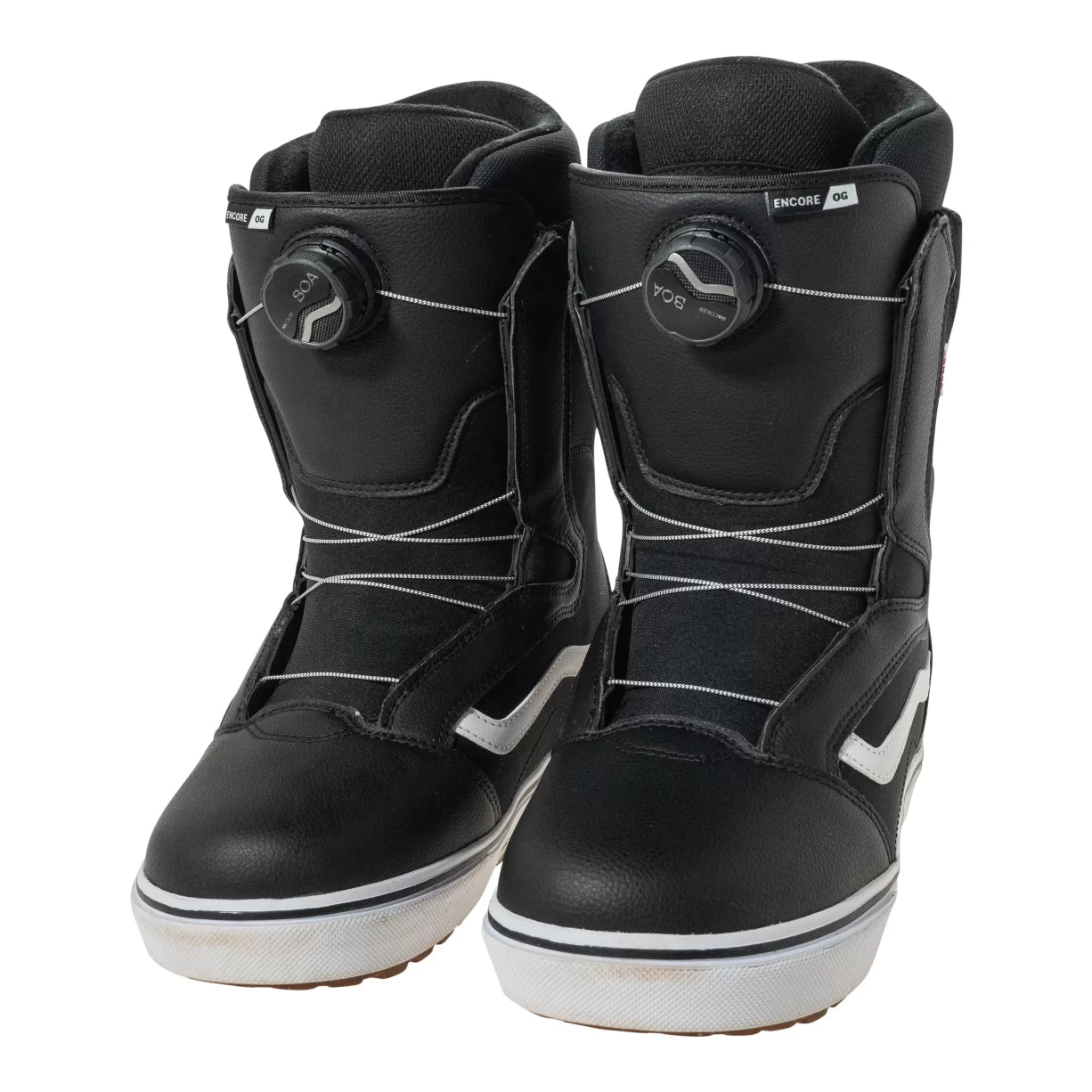 9.5Black/White