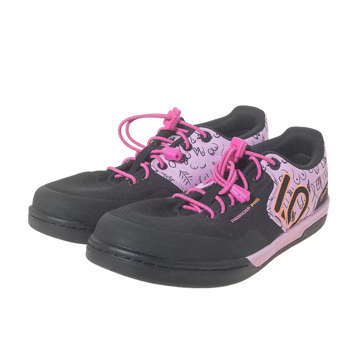 9Black/Pink