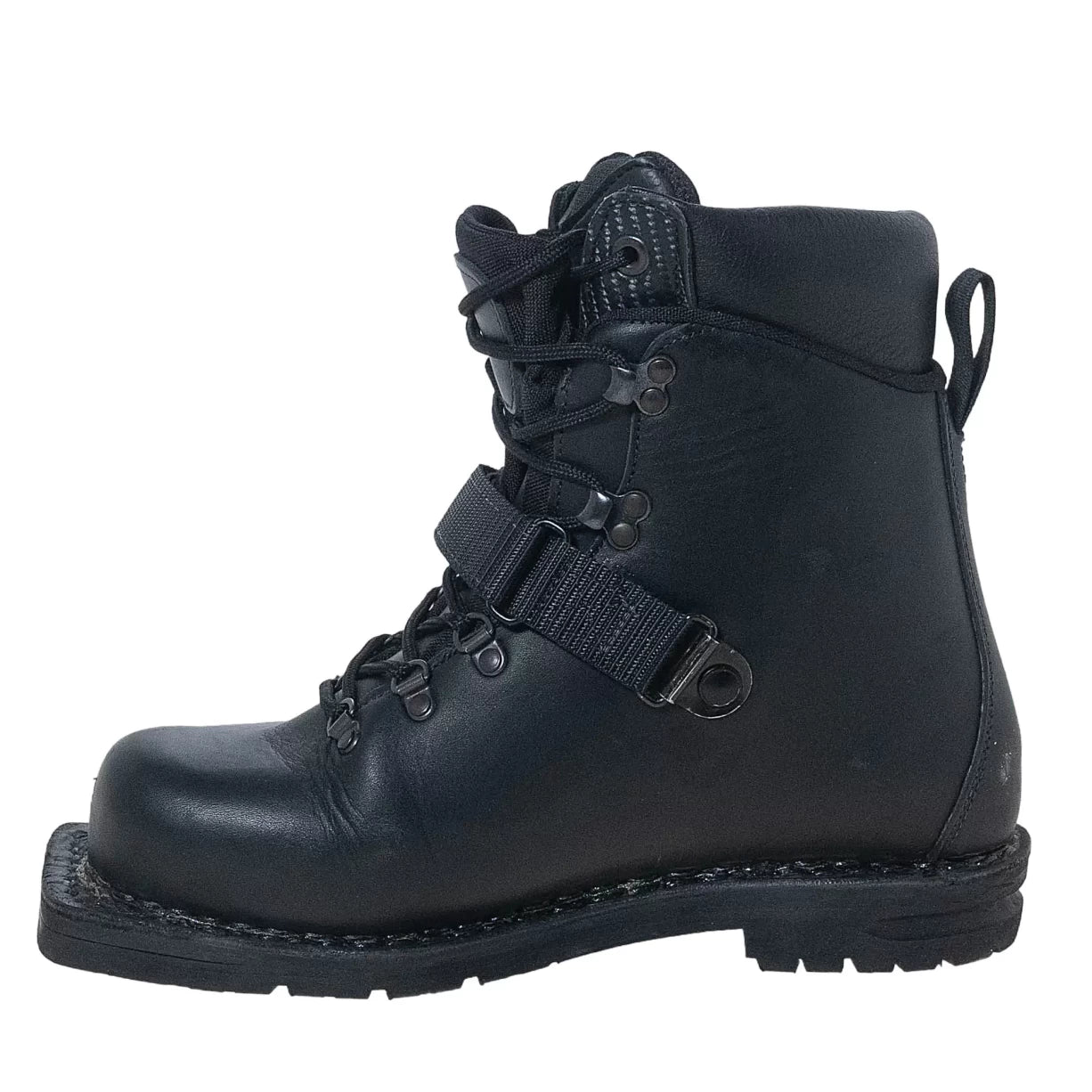 8.5Black
