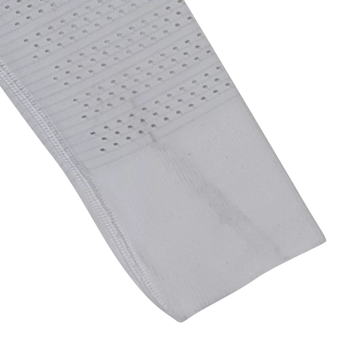 Estimated size SWhite