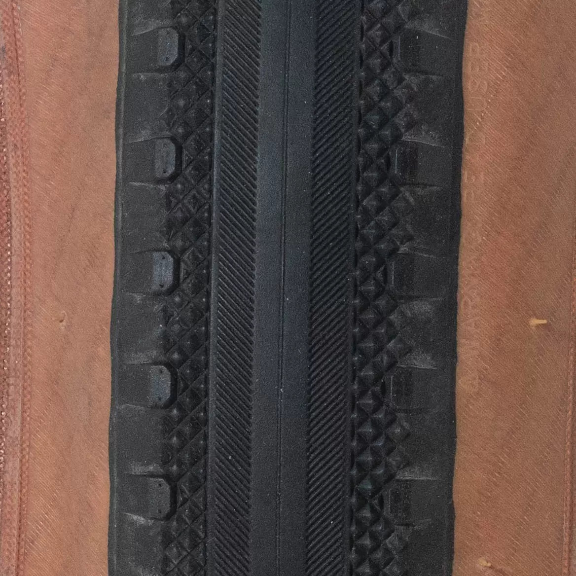 47Brown/Black